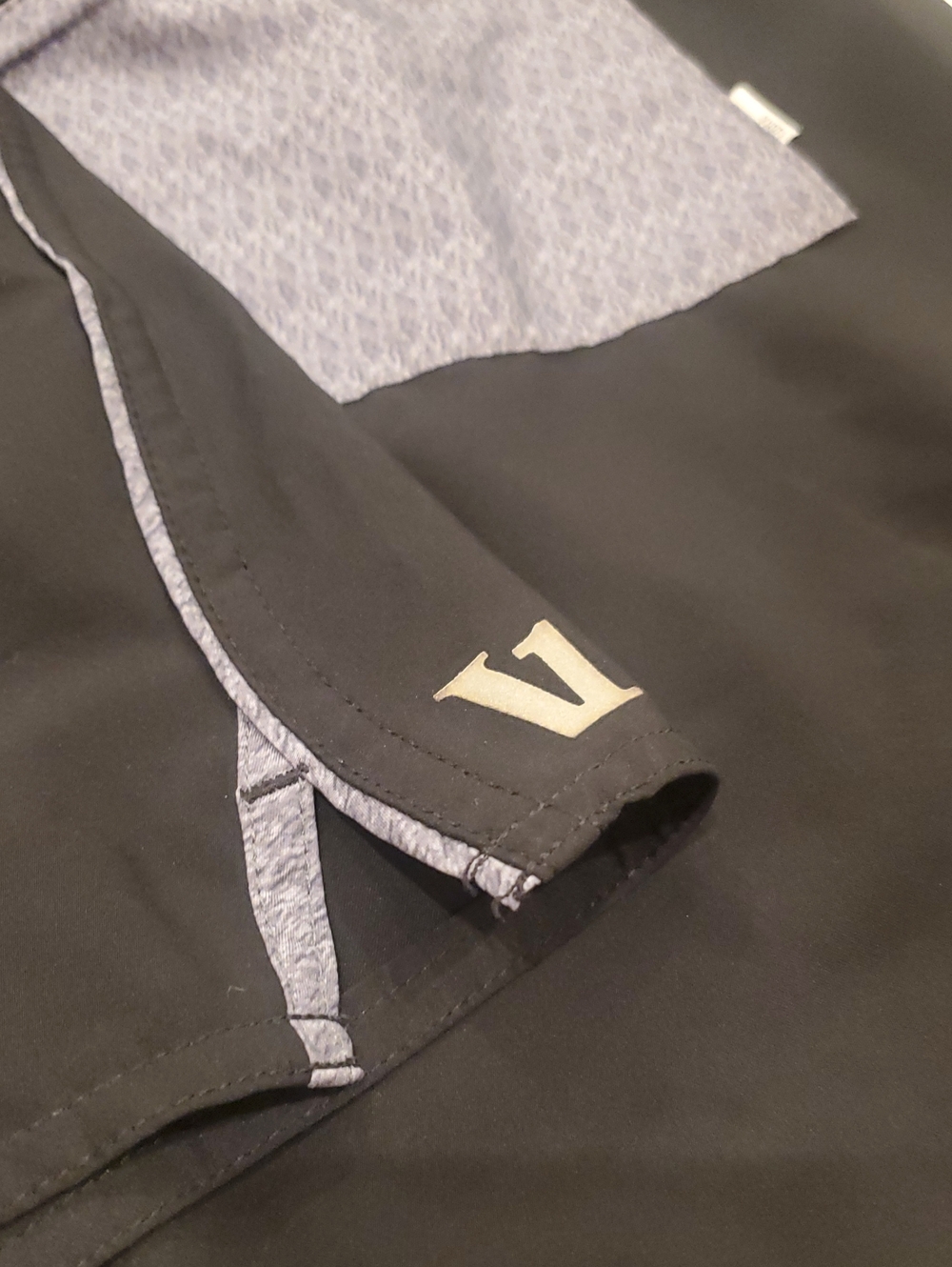 Vuori Black Athletic Shorts with Heathered Gray Waistband and Back Pocket - Picture 4 of 6